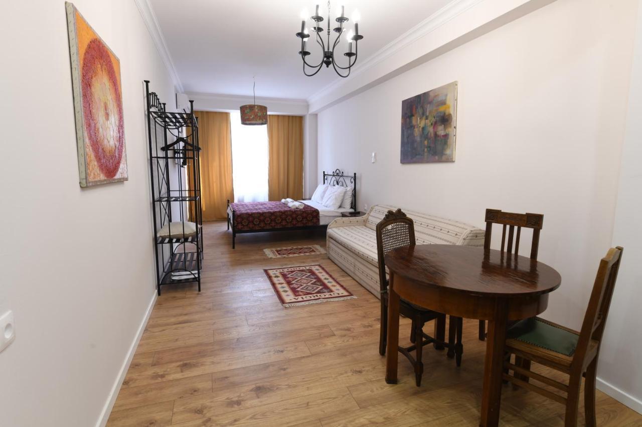 Batoni Apartments Tbilisi Exterior photo